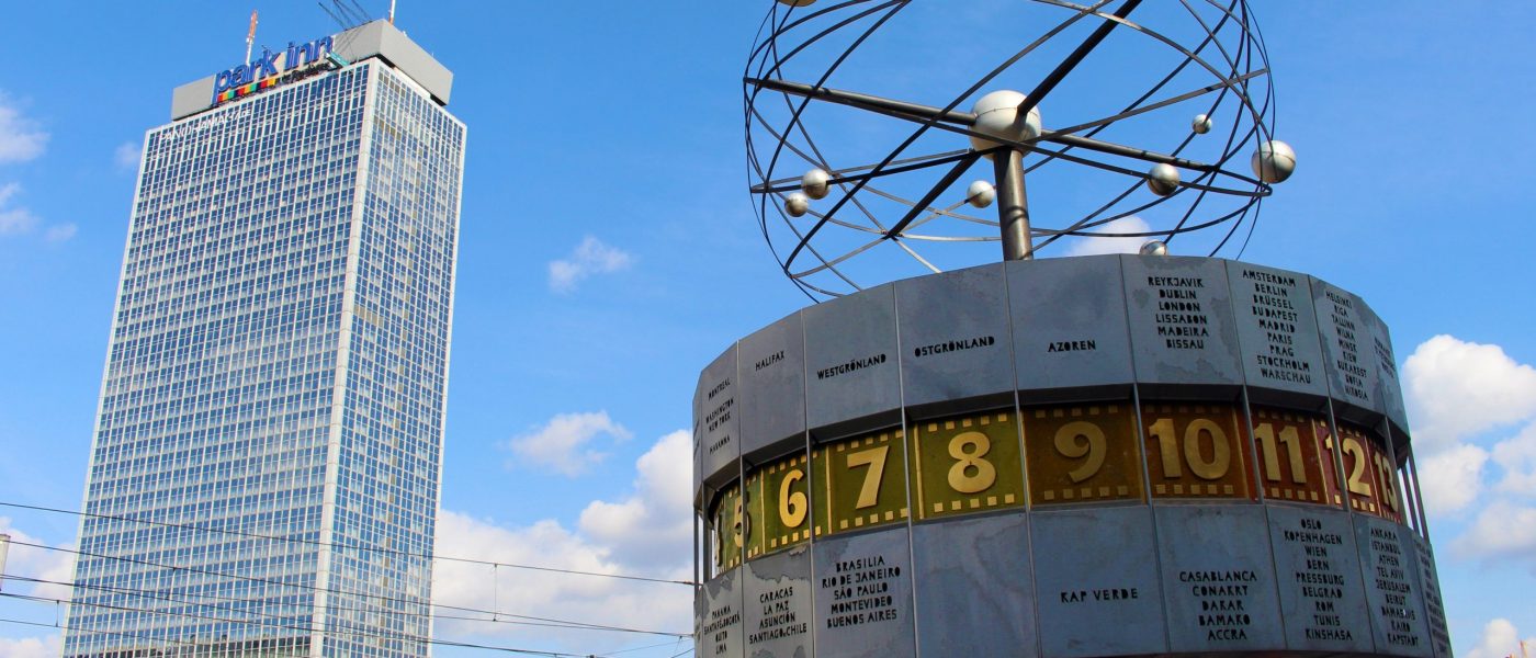 Monument-outside-of-train-station-in-Berlin