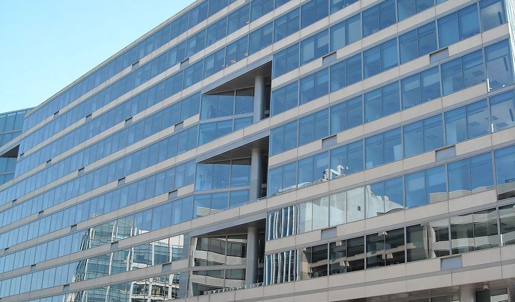 1024px-International_Monetary_Fund_building